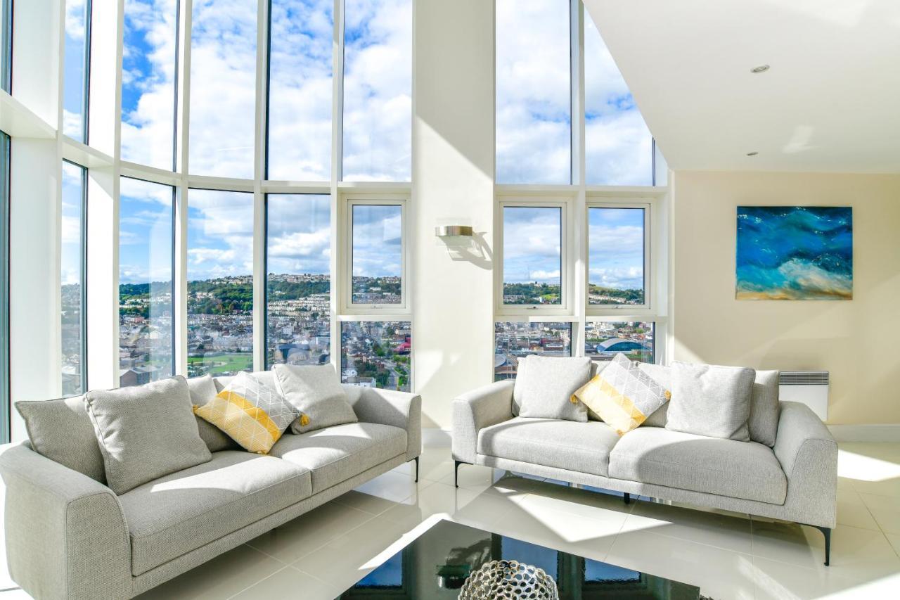 Apartment Just Wales - Meridian Quay Penthouses
