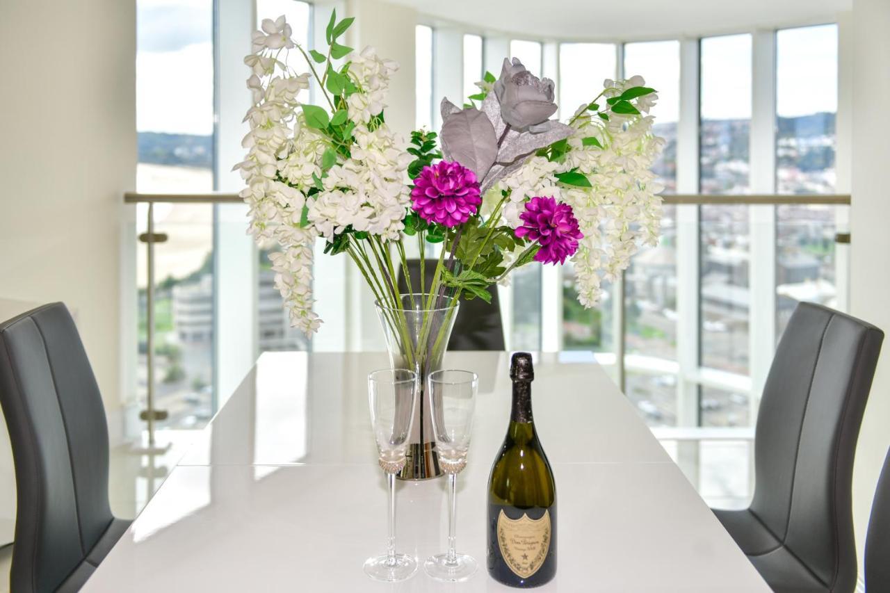 Just Wales - Meridian Quay Penthouses Swansea