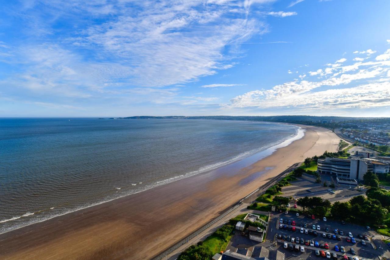 Just Wales - Meridian Quay Penthouses