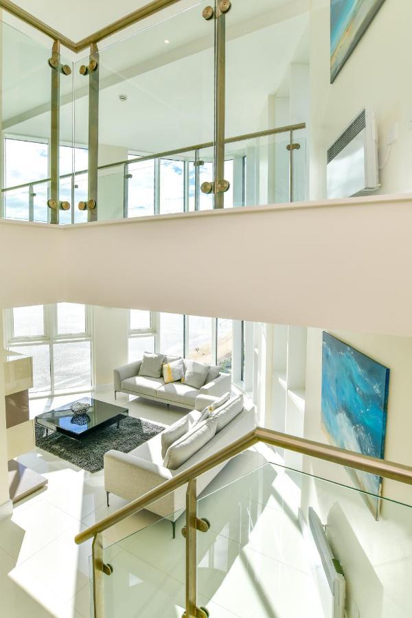 Just Wales - Meridian Quay Penthouses * Swansea