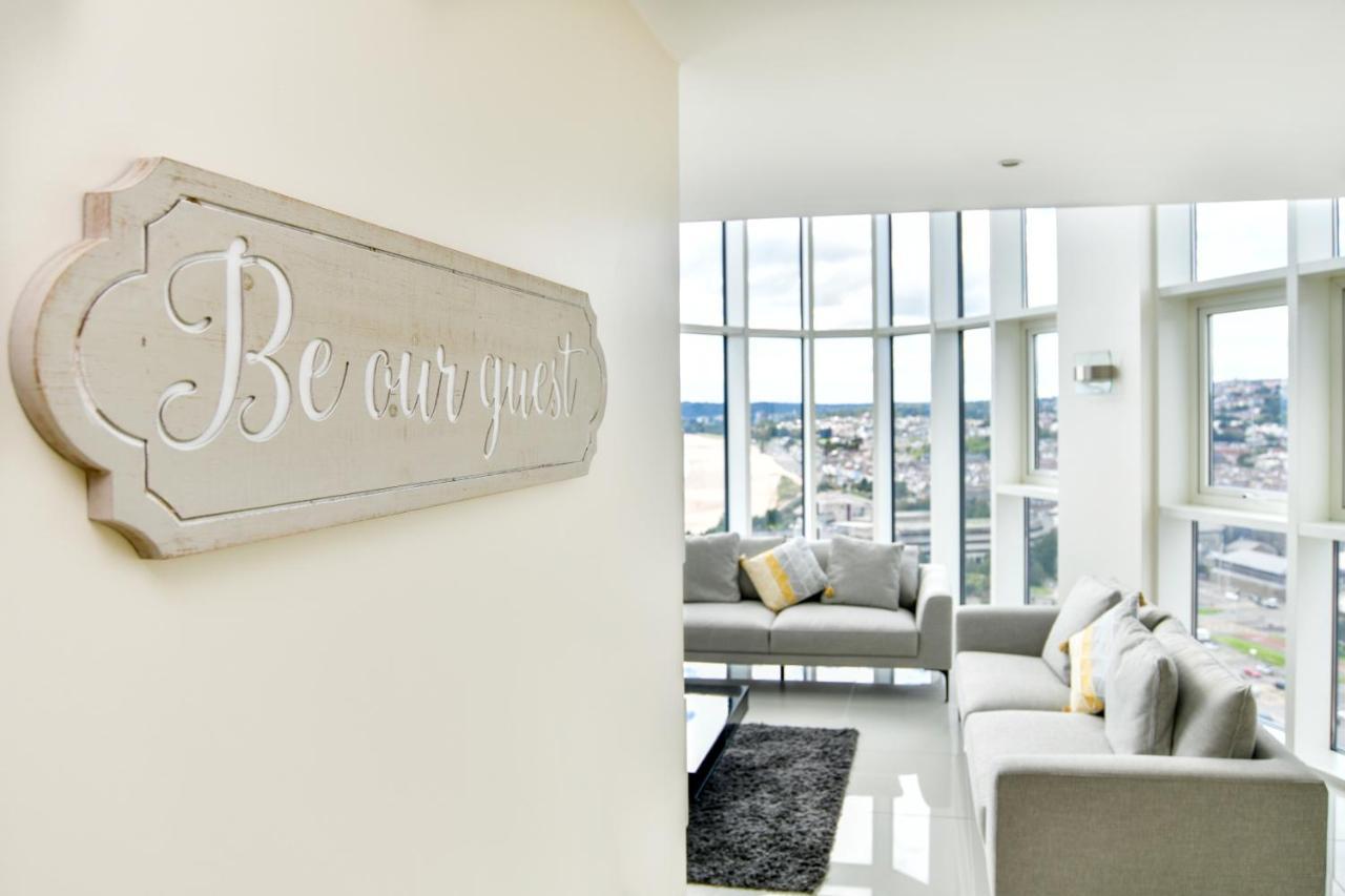 Apartment Just Wales - Meridian Quay Penthouses Swansea