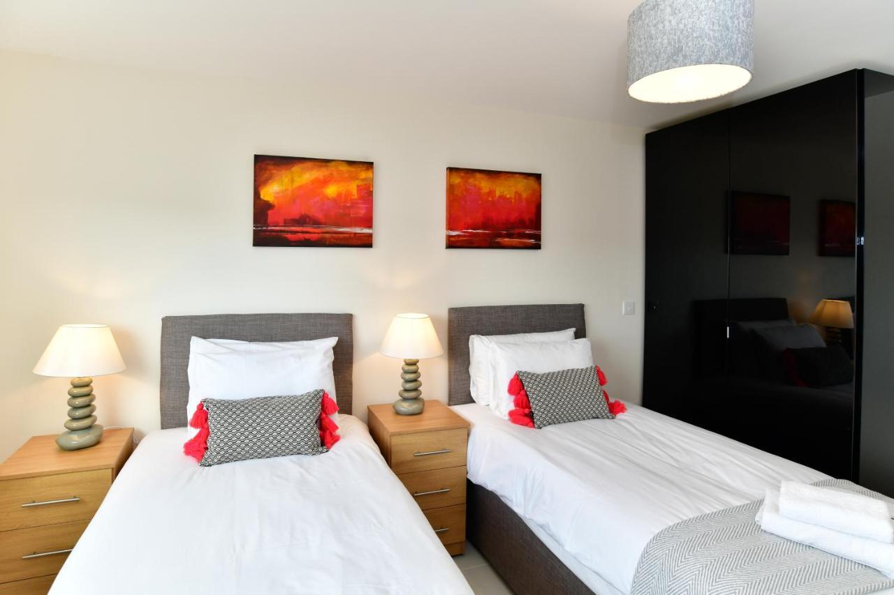 Apartment Just Wales - Meridian Quay Penthouses Swansea