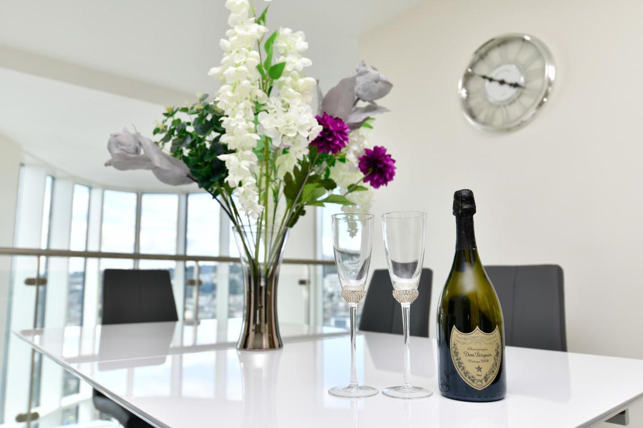Apartment Just Wales - Meridian Quay Penthouses Swansea
