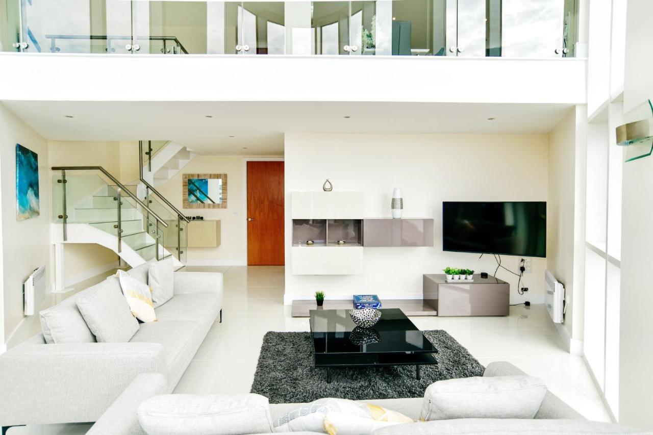 Just Wales - Meridian Quay Penthouses *