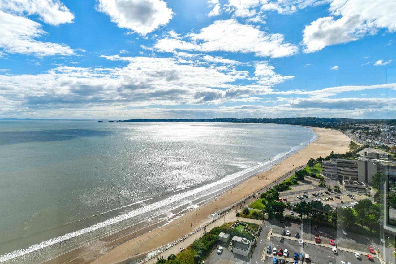 Apartment Just Wales - Meridian Quay Penthouses Swansea