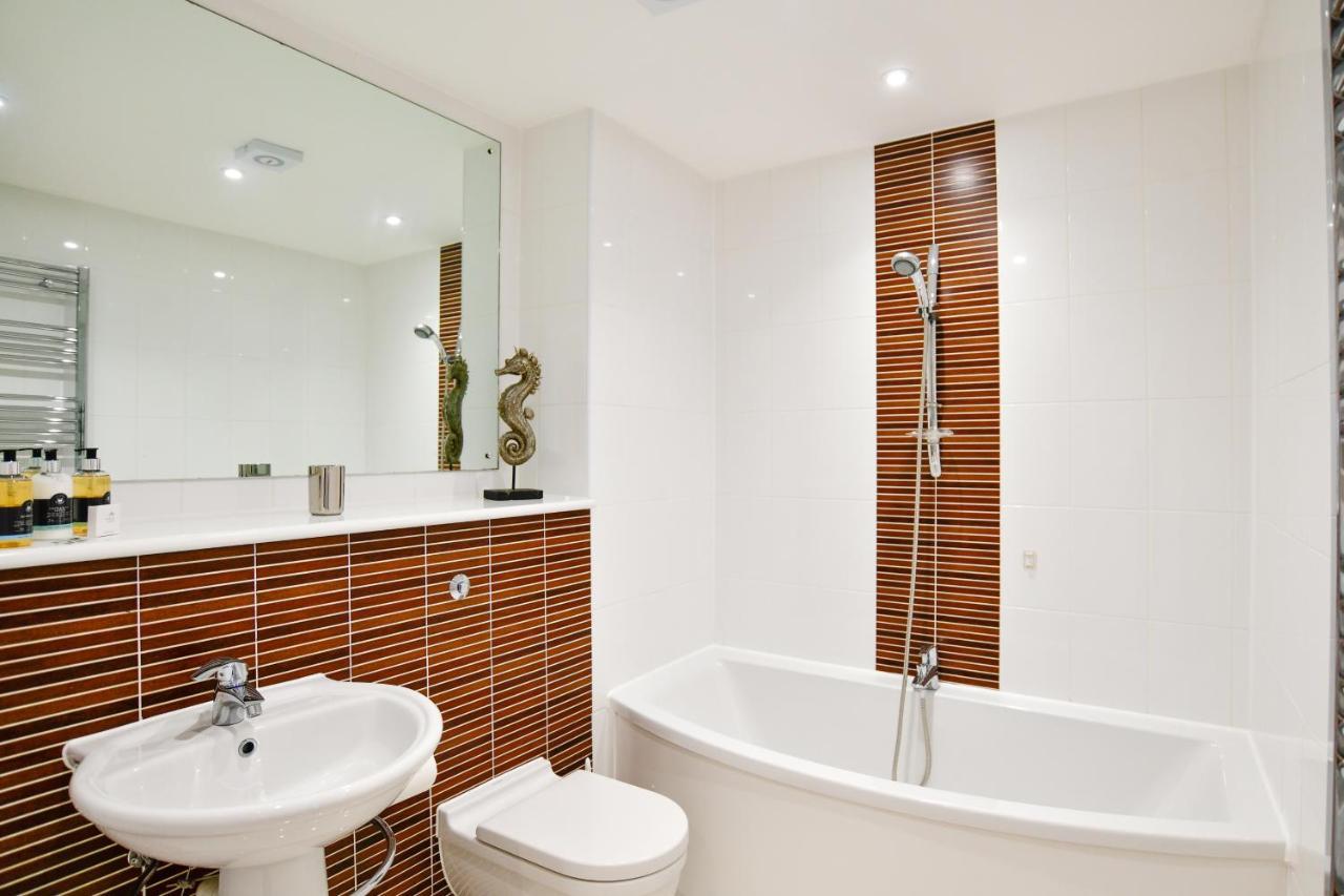Apartment Just Wales - Meridian Quay Penthouses *