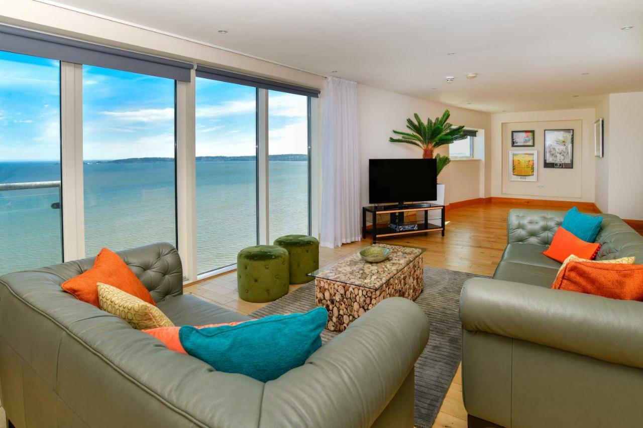 Just Wales - Meridian Quay Penthouses Apartment *