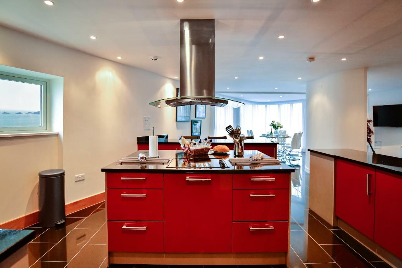 Just Wales - Meridian Quay Penthouses *