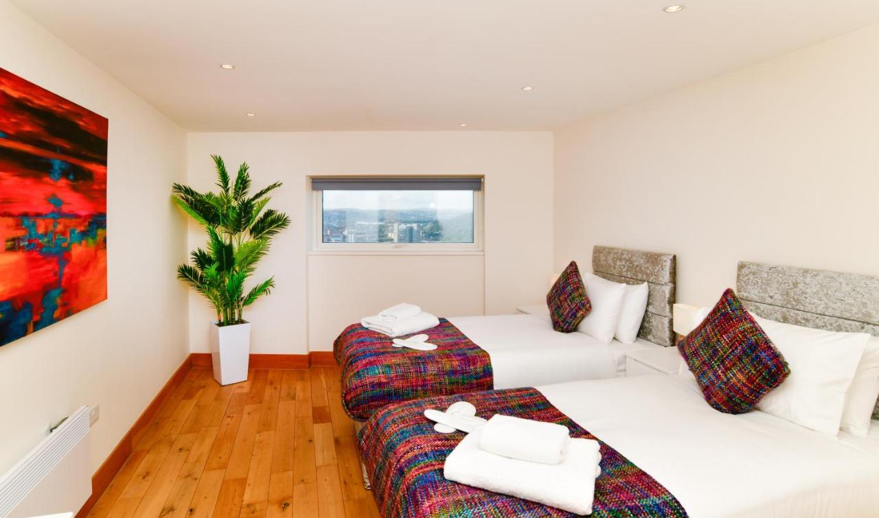 Just Wales - Meridian Quay Penthouses Swansea